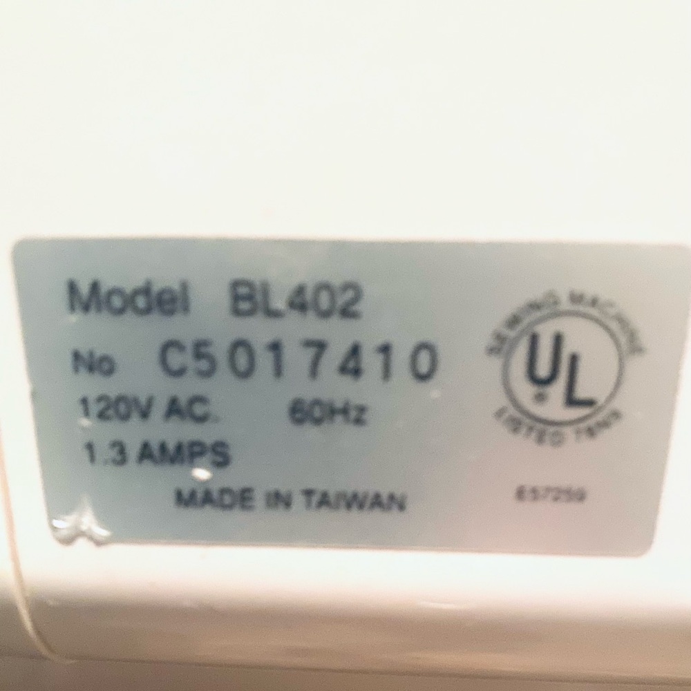 Like New Baby Lock White Serger Sewing Machine Conditions in Working Great 100% - Picture 16 of 16
